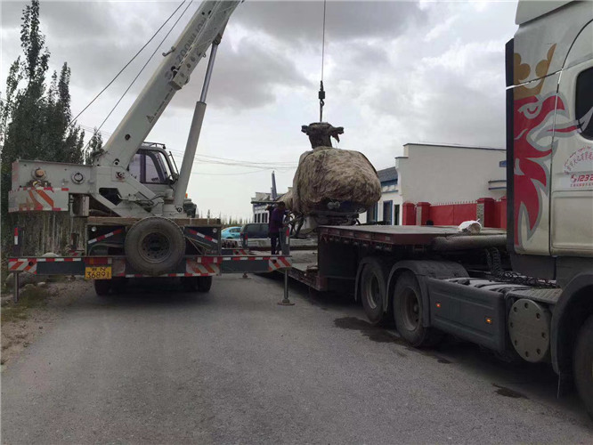 威宁狭窄场地（如小区、车间）适合用哪种吊车？