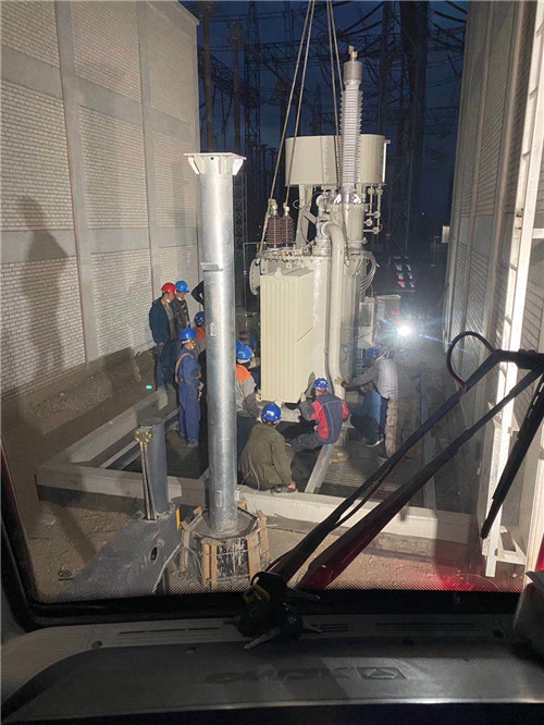 威宁建筑工程类吊车租用介绍